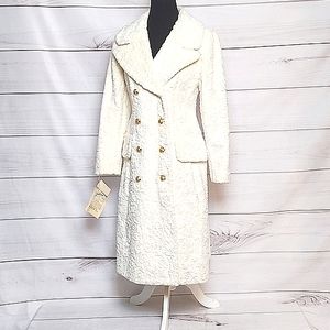 Bagdad Vintage Women's Size 10 White Vegan Persian Lamb Double-Breasted Coat